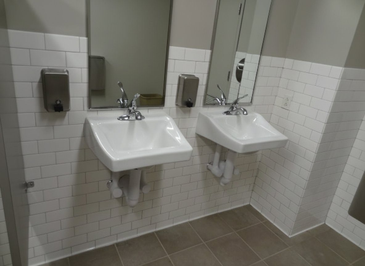 DSW fit-out progress, Plainville, CT